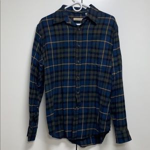 GH Bass & CO: Men’s Plaid Shirt: Size M